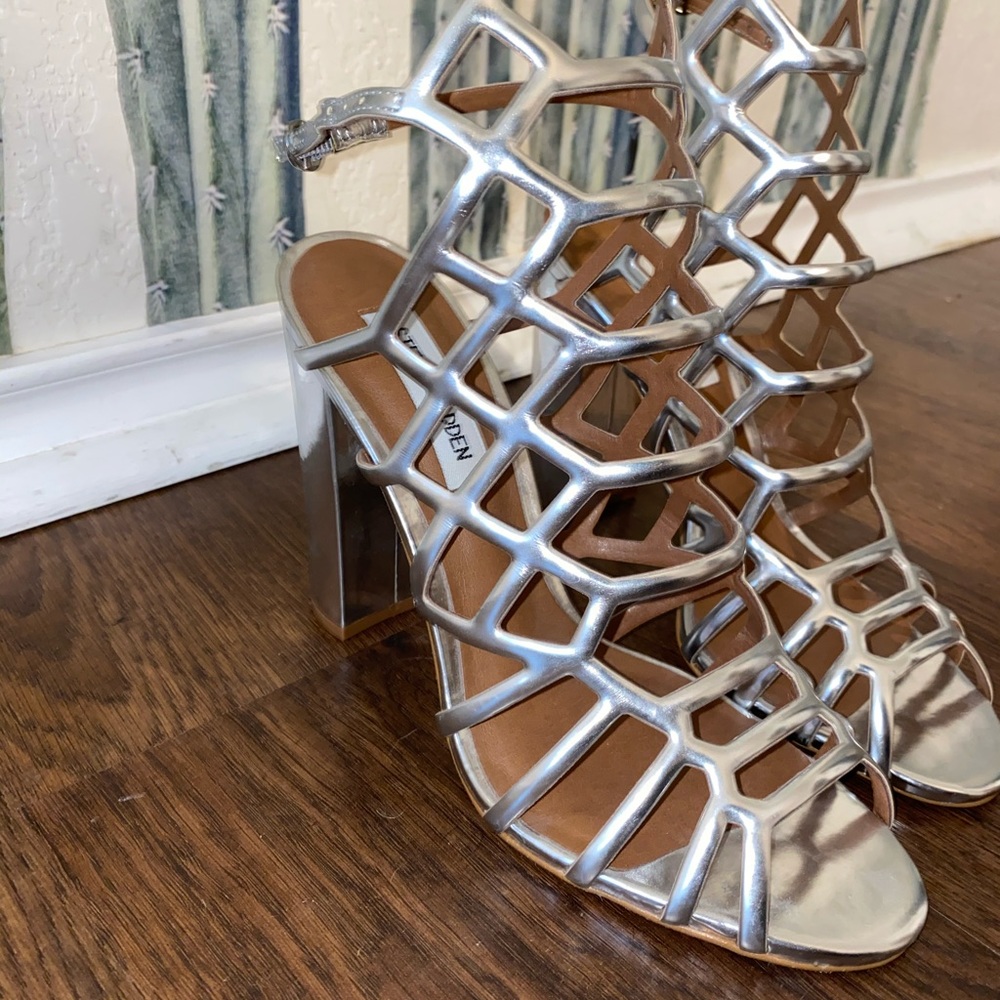Steve Madden chunky heels - Picture 3 of 4